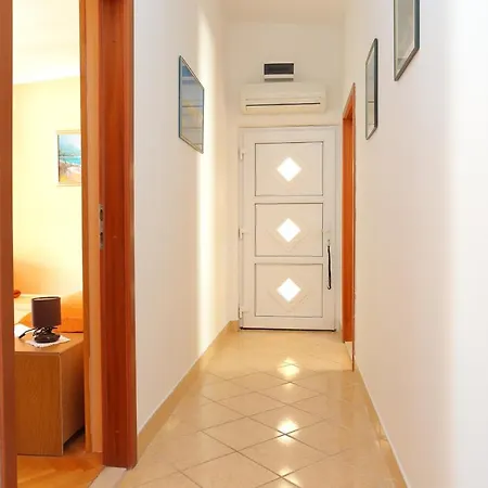 By The Sea Arbanija, Ciovo - 18797 Apartment Trogir